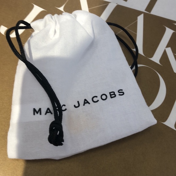 SOLD✅Mark Jacobs coin bracelet silver and black - Picture 7 of 9